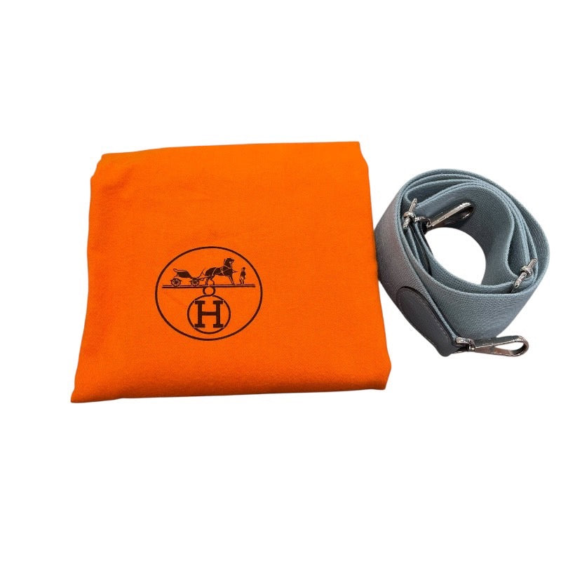 エヴリン3 GM □M刻印 シエル/シルバー金具 トリヨン レディース ショルダーバッグ