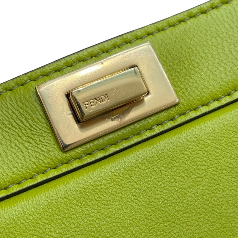 フェンディ FENDI ピーカブーアイシーユープチ 8BN335 ライト