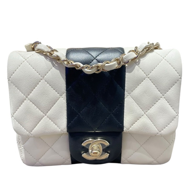 シャネル CHANEL マトラッセ18 A35200 ホワイト/ブラック/GD金具 ラムスキン レディース ショルダーバッグ