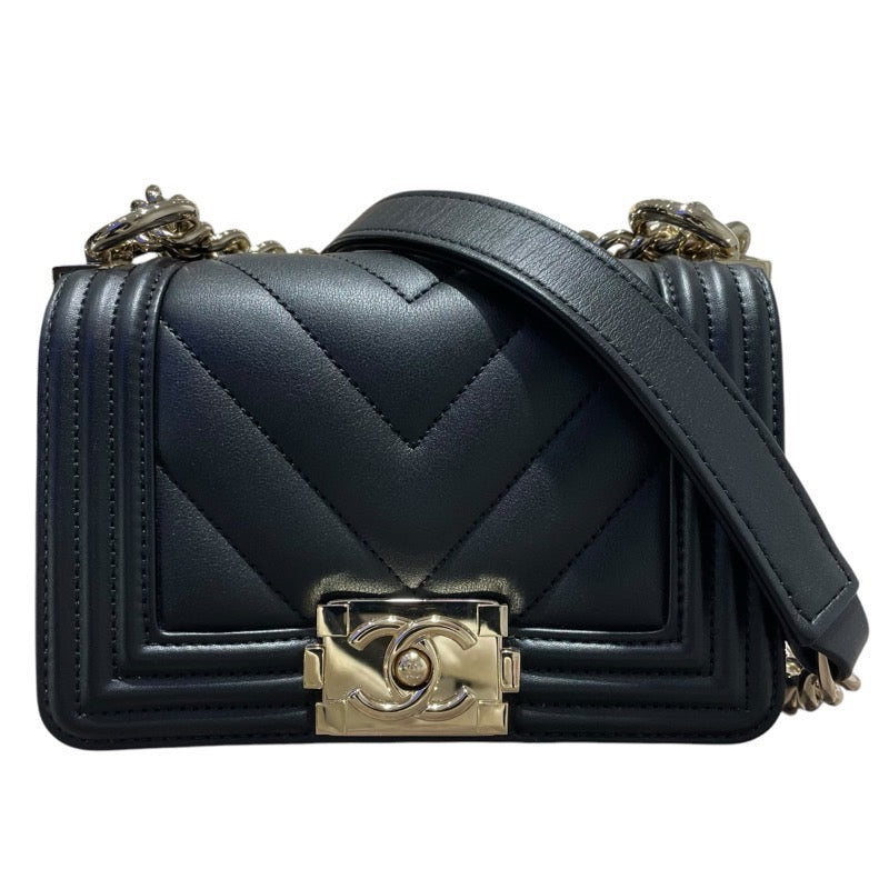 シャネル CHANEL ミニボーイシャネル15　Vステッチ A67364 ブラック　GD金具 カーフ レディース ショルダーバッグ