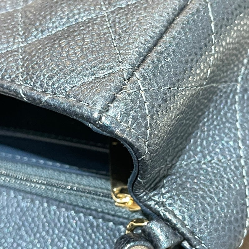 シャネル CHANEL ミニマトラッセ18 A35200 ネイビー　GD金具 キャビアスキン レディース ショルダーバッグ