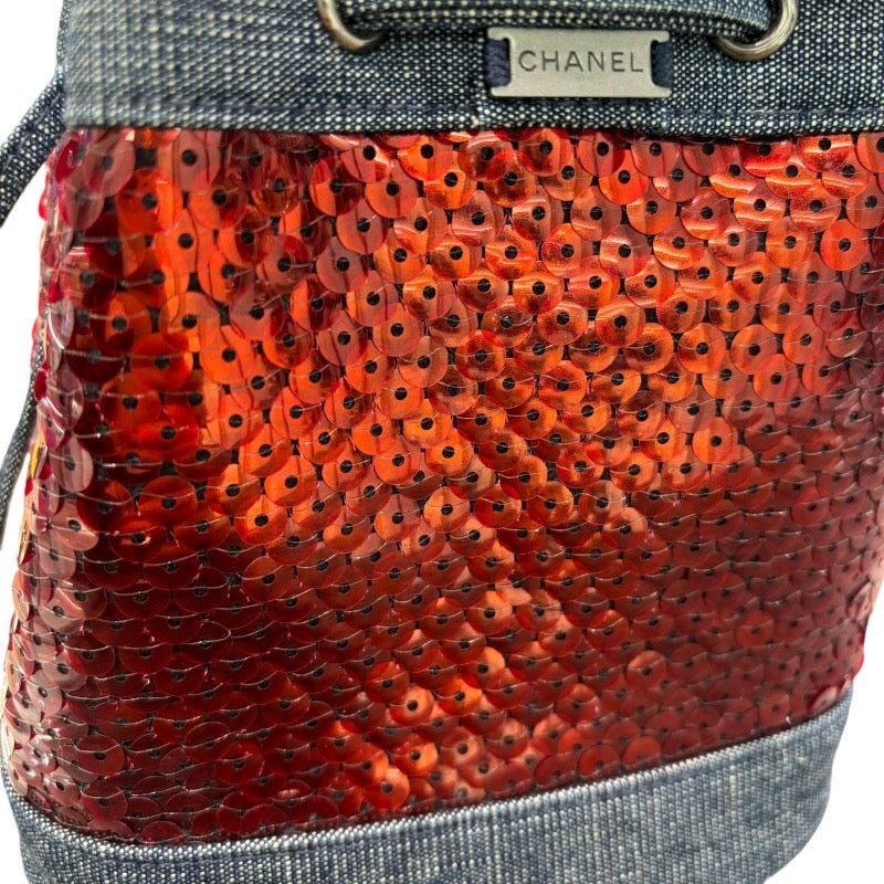 シャネル CHANEL ミニバケットショルダーバッグ 5番台 レッド×ブルー シルバー金具 デニム×スパンコール レディース ショルダーバッグ