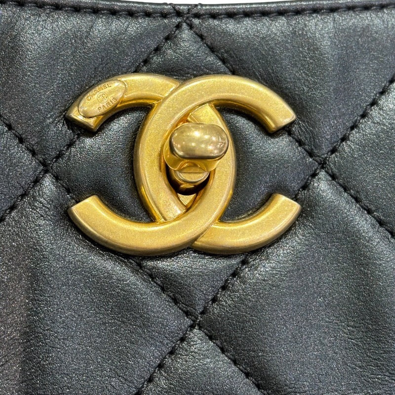 シャネル CHANEL マトラッセ2wayショルダー 30番台 ブラック×ゴールド金具 ラムスキン レディース ショルダーバッグ