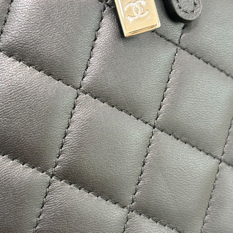 シャネル CHANEL バニティハンドバッグ A80913 ブラック×シルバー金具