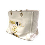 シャネル CHANEL ドーヴィルMM A67001 30番台 アイボリー×ゴールド金具 カーフ レディース トートバッグ