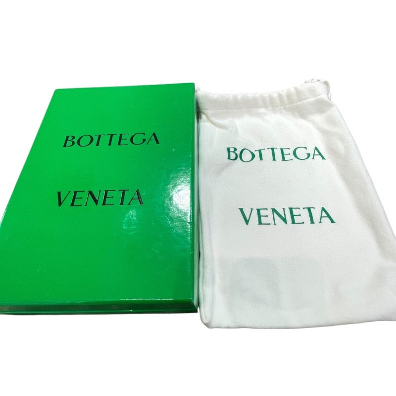 ボッテガ・ヴェネタ BOTTEGA VENETA キャンディ パデッドテック カセット 691018 ホワイト ナイロン レディース ショルダーバッグ