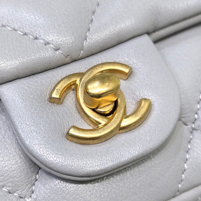 シャネル CHANEL ミニチェーンクラッチバッグ AP2271 グレー×GD金具 ラムスキン レディース ショルダーバッグ |  中古ブランドリユースショップ OKURA(おお蔵)