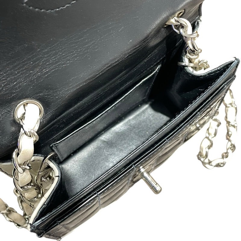 シャネル CHANEL チョコバーミニショルダーバッグ ブラック・ホワイト　SV金具 パテント レディース ショルダーバッグ