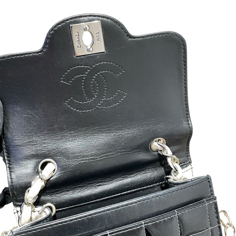 シャネル CHANEL チョコバーミニショルダーバッグ ブラック・ホワイト　SV金具 パテント レディース ショルダーバッグ