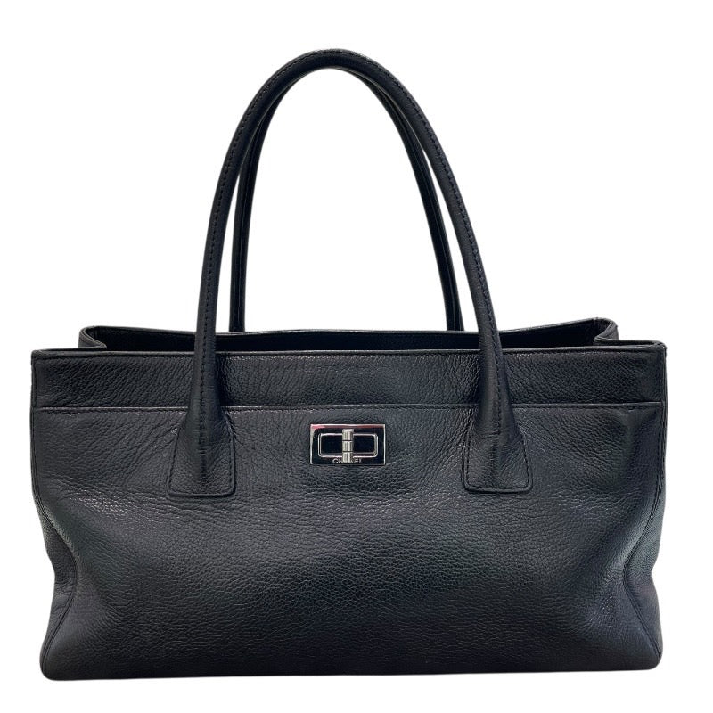 シャネル CHANEL 2.55 エグゼクティブトート A29292 10番台 ブラック×シルバー金具 キャビアスキン レディース トートバッグ