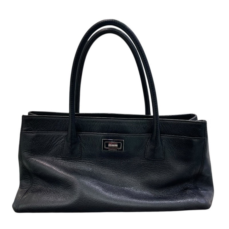 シャネル CHANEL 2.55 エグゼクティブトート A29292 10番台 ブラック×シルバー金具 キャビアスキン レディース トートバッグ