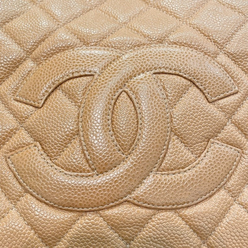 シャネル CHANEL GSTチェーントート A50995 8番台 ベージュ ゴールド金具 キャビアスキン レディース トートバッグ