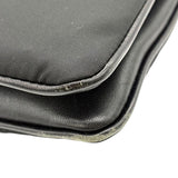 プラダ PRADA ナイロンショルダーバッグ ブラック ゴールド金具 ナイロン レディース ショルダーバッグ