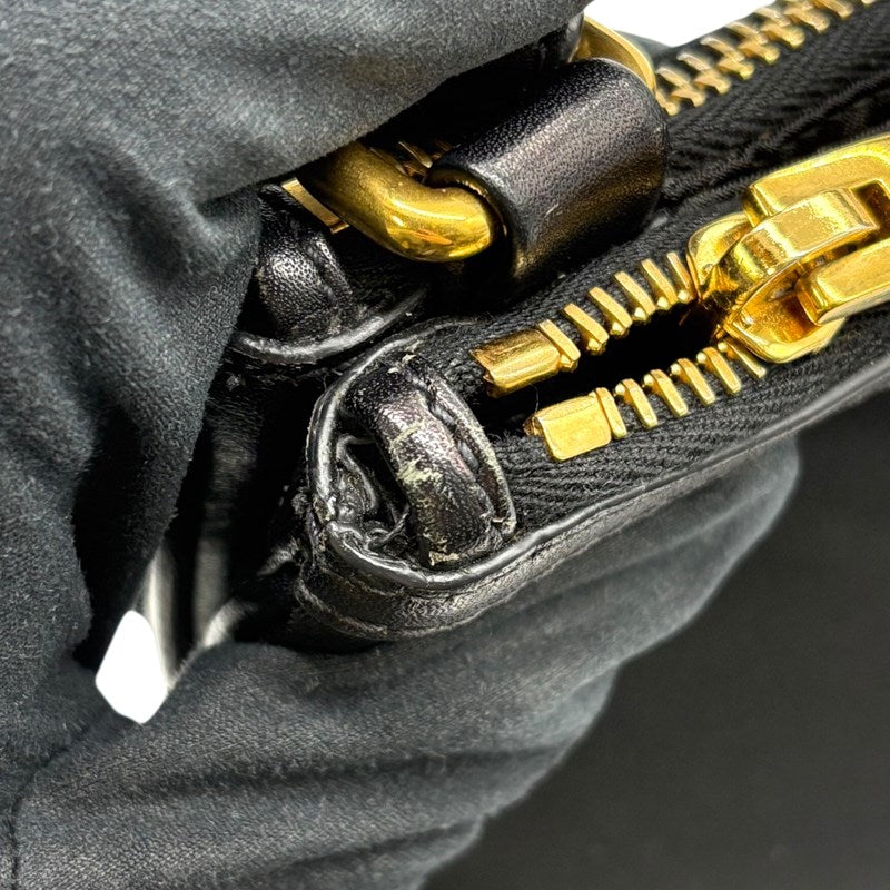 プラダ PRADA ナイロンショルダーバッグ ブラック ゴールド金具 ナイロン レディース ショルダーバッグ