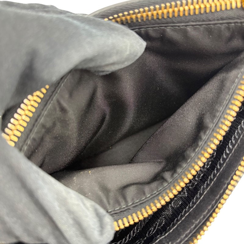 プラダ PRADA ナイロンショルダーバッグ ブラック ゴールド金具 ナイロン レディース ショルダーバッグ
