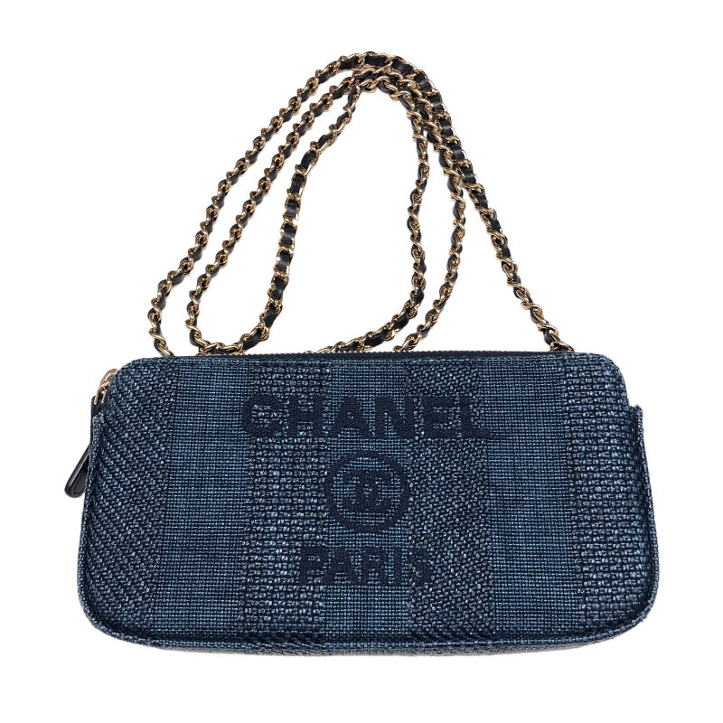 CHANELキャンバスチェーンバッグ　ドーヴィル