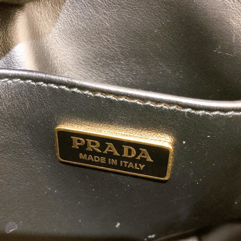 プラダ  サフィアーノ　レザーハンドバッグ 1BA358 レザー  ブラック　ゴールド金具 ショルダーバッグユニセックス