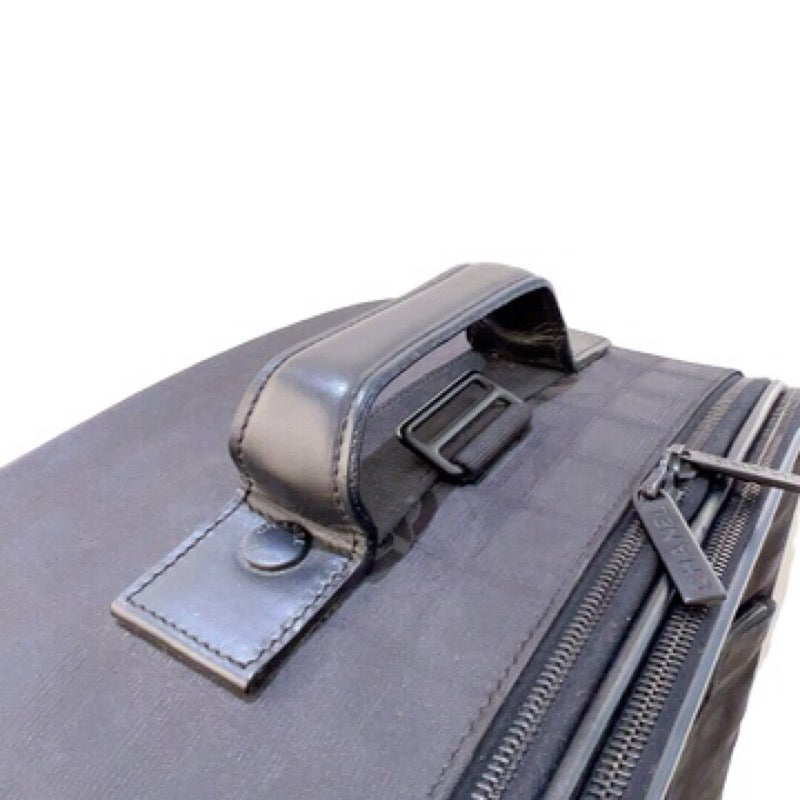 シャネル CHANEL ニュートラベルライン　スーツケース　キャリーバッグ ブラック キャンバス ユニセックス キャリーバッグ約37cmマチ