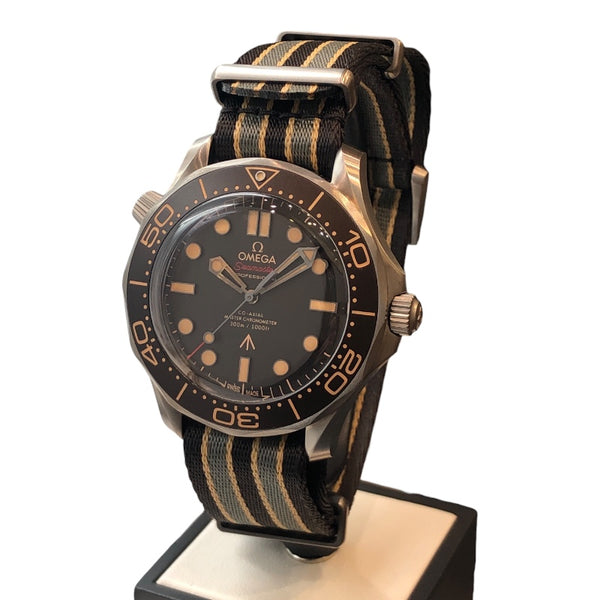 オメガ OMEGA シーマスター ダイバー 300M 007エディション 210.92.42.20.01.001 ブラウン チタン メンズ 腕時計