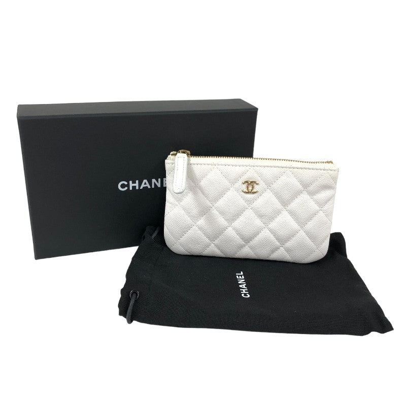 シャネル CHANEL クラシック ミニポーチ A82365 28番台 ホワイト