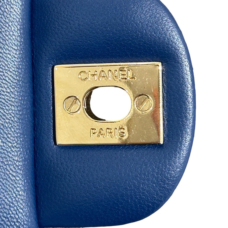 シャネル CHANEL ミニマトラッセ A35200 ブルー/GD金具 ラムスキン